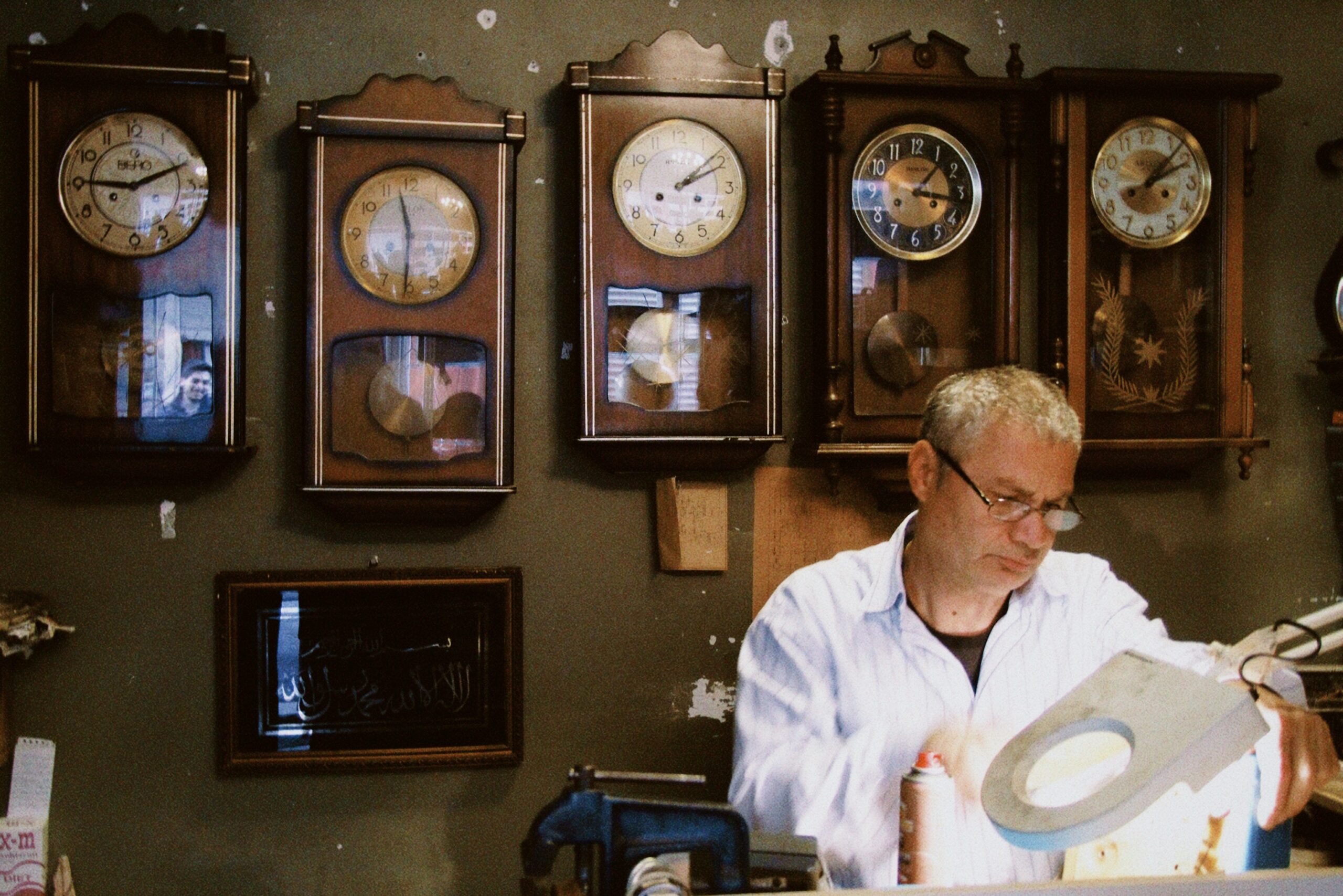 Patek Philippe เทรนพนักงานช่างทำนาฬิกาอย่างไร เพื่อส่งต่อคุณค่าจากรุ่นสู่รุ่น