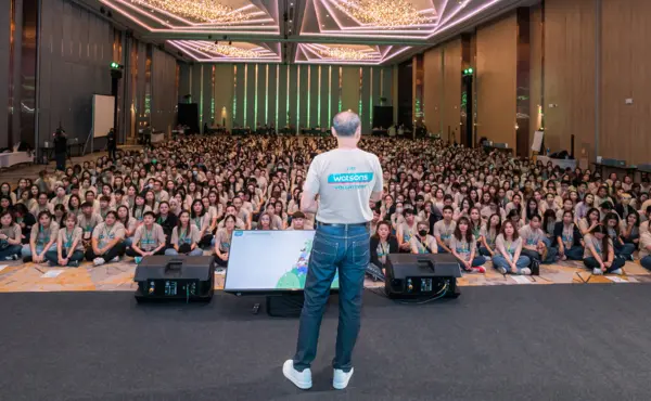 คุยกับ Watsons Thailand “ความสำเร็จที่ยิ่งใหญ่ได้ต้องอาศัยทีมงานที่เป็นหนึ่งเดียว” 3 คุยกับ Watsons Thailand “ความสำเร็จที่ยิ่งใหญ่ได้ต้องอาศัยทีมงานที่เป็นหนึ่งเดียว”