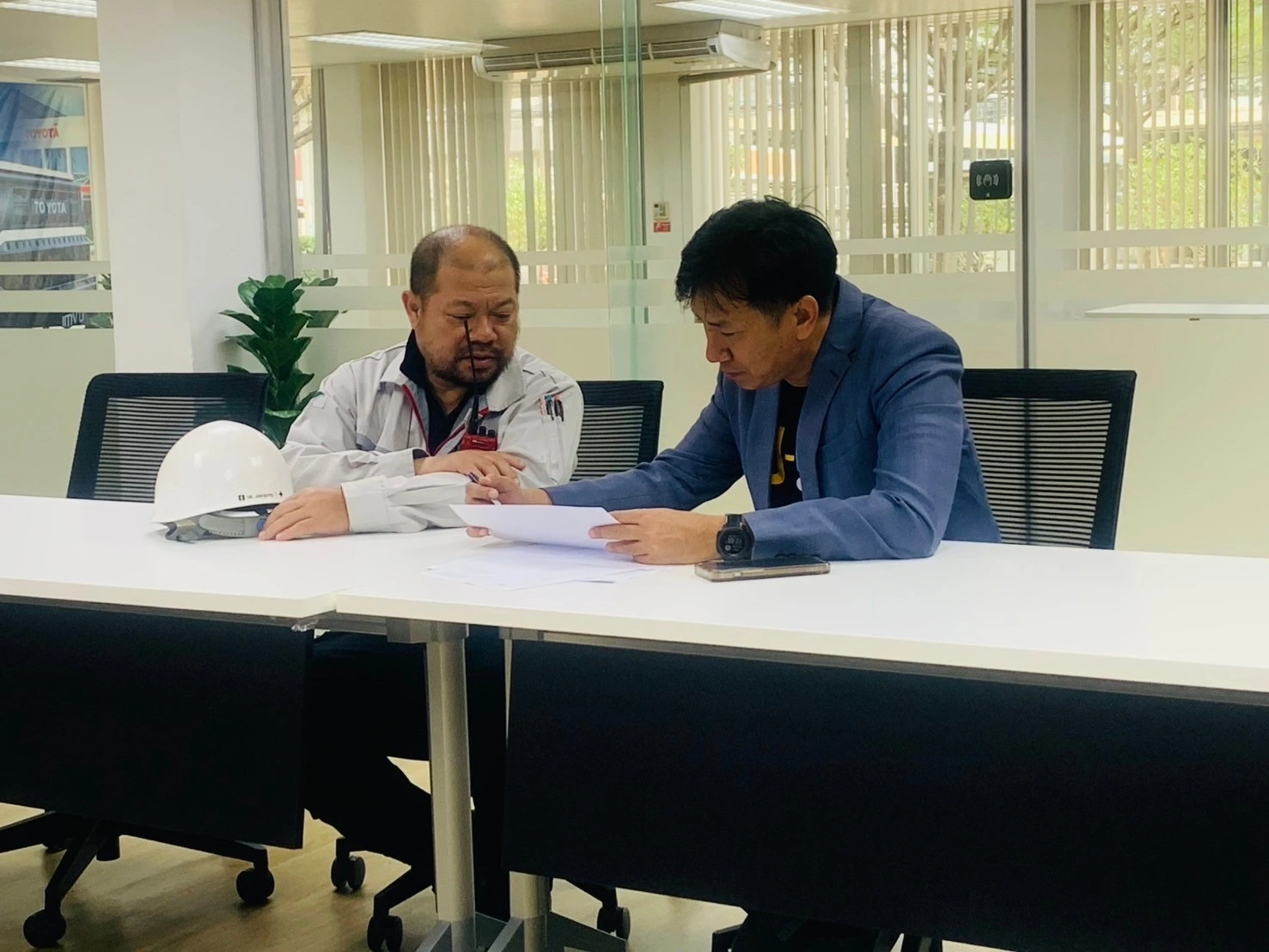 ปัญหาหนี้พนักงาน = ปัญหาขององค์กร (Employee Debt) ถอดบทเรียนล้ำค่าจากการแก้หนี้ของ ‘เจ-ราจา’ ที่ HR ควรรู้ 3 ปัญหาหนี้พนักงาน = ปัญหาขององค์กร (Employee Dept) ถอดบทเรียนล้ำค่าจากการแก้หนี้ของ ‘เจ-ราจา’ ที่ HR ควรรู้