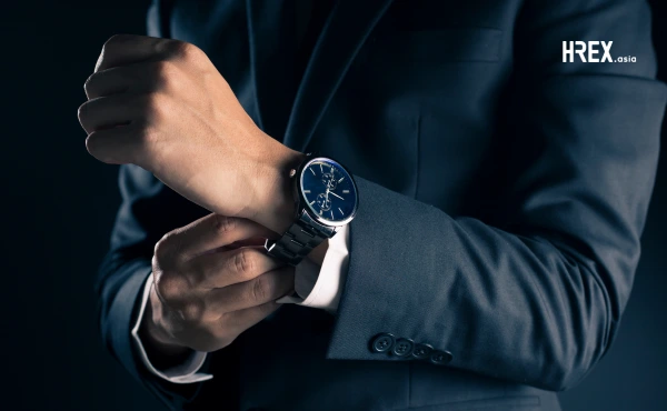 HR ใส่นาฬิกาแบบไหนดี ? เลือกให้เหมาะกับบทบาทและภาพลักษณ์ ตั้งแต่ HR มือใหม่ถึงผู้นำองค์กร
