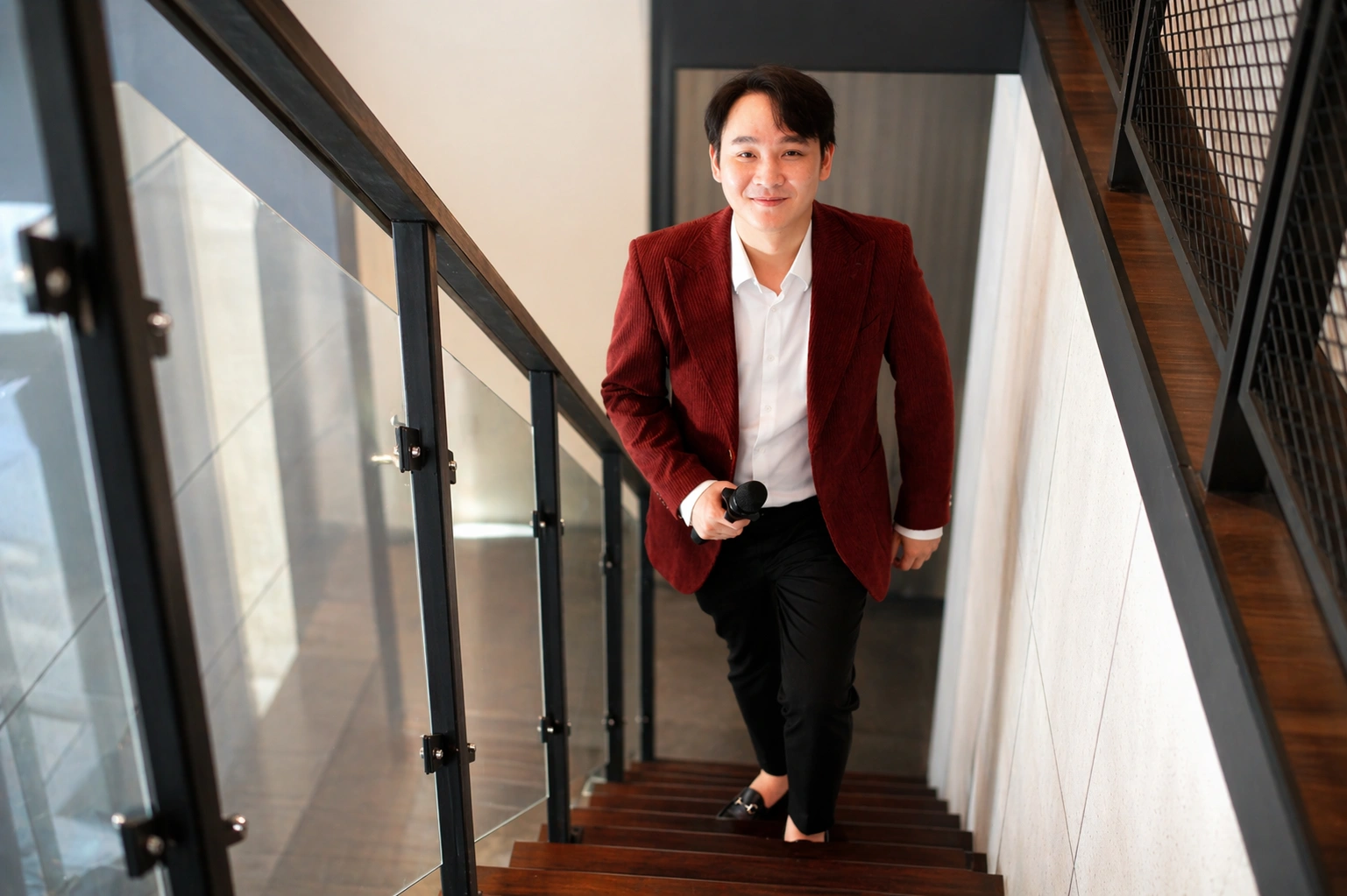 ปิดช่องว่าง The Visibility Gap ด้วยทักษะการพูดและการสร้างตัวตนกับ เจ - กฤต บัวประเสริฐ (JayKrit) 3 Jay Krit HREX The Visibility Gap