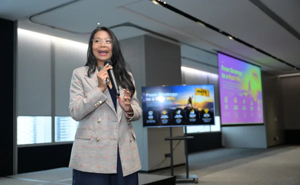 สรุปทุกเรื่องที่ HR ต้องรู้จากงาน #9 Roundtable: CHRO & HR Director Forum - Future of Leadership 4 #9 Roundtable: CHRO & HR Director Forum - Future of Leadership
