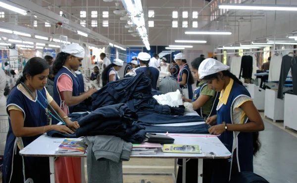 แรงงานไทยไม่เพียงพอ ? เจาะปัญหา Labour Shortage ที่ทำให้ไทยต้องเปิดรับแรงงานศรีลังกา 10,000 คน 4 thailand-labour-shortage-sri-lanka